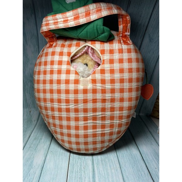 Easter Mommy Rabbit & 2 bunny Zip-up Carrot take along bag house play set plush - Picture 3 of 9